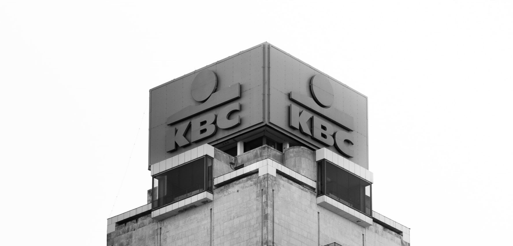 Lees artikel: KBC verkiest aandelen UCB boven die van moederholding Tubize