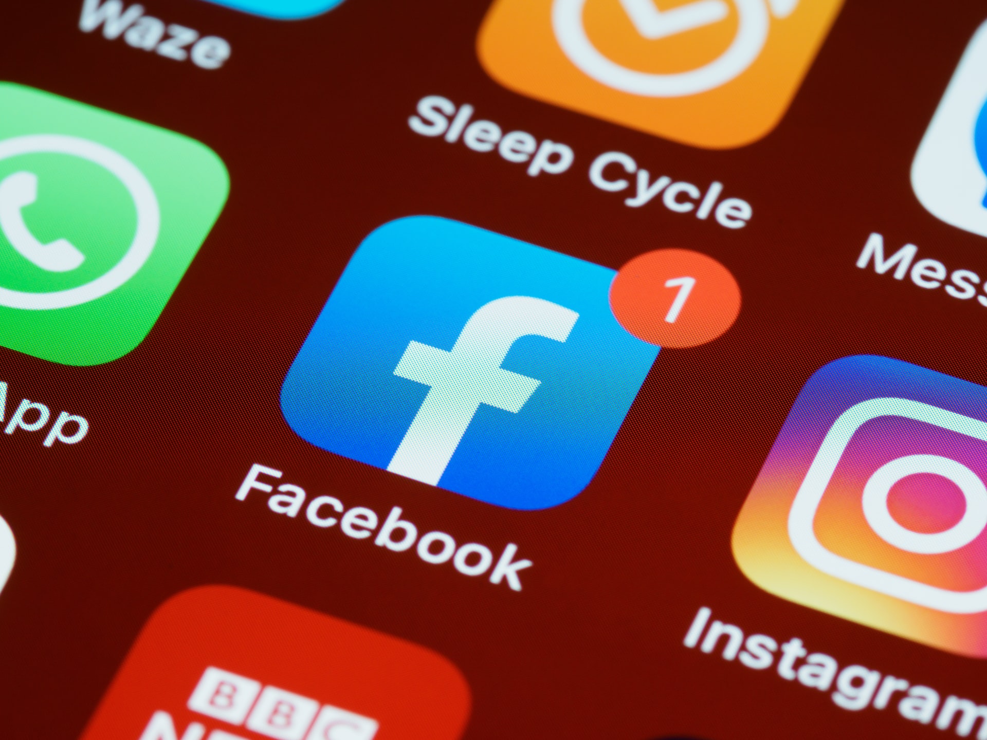 EU opent onderzoek naar Instagram en Facebook over niet voldoen aan DSA-regels