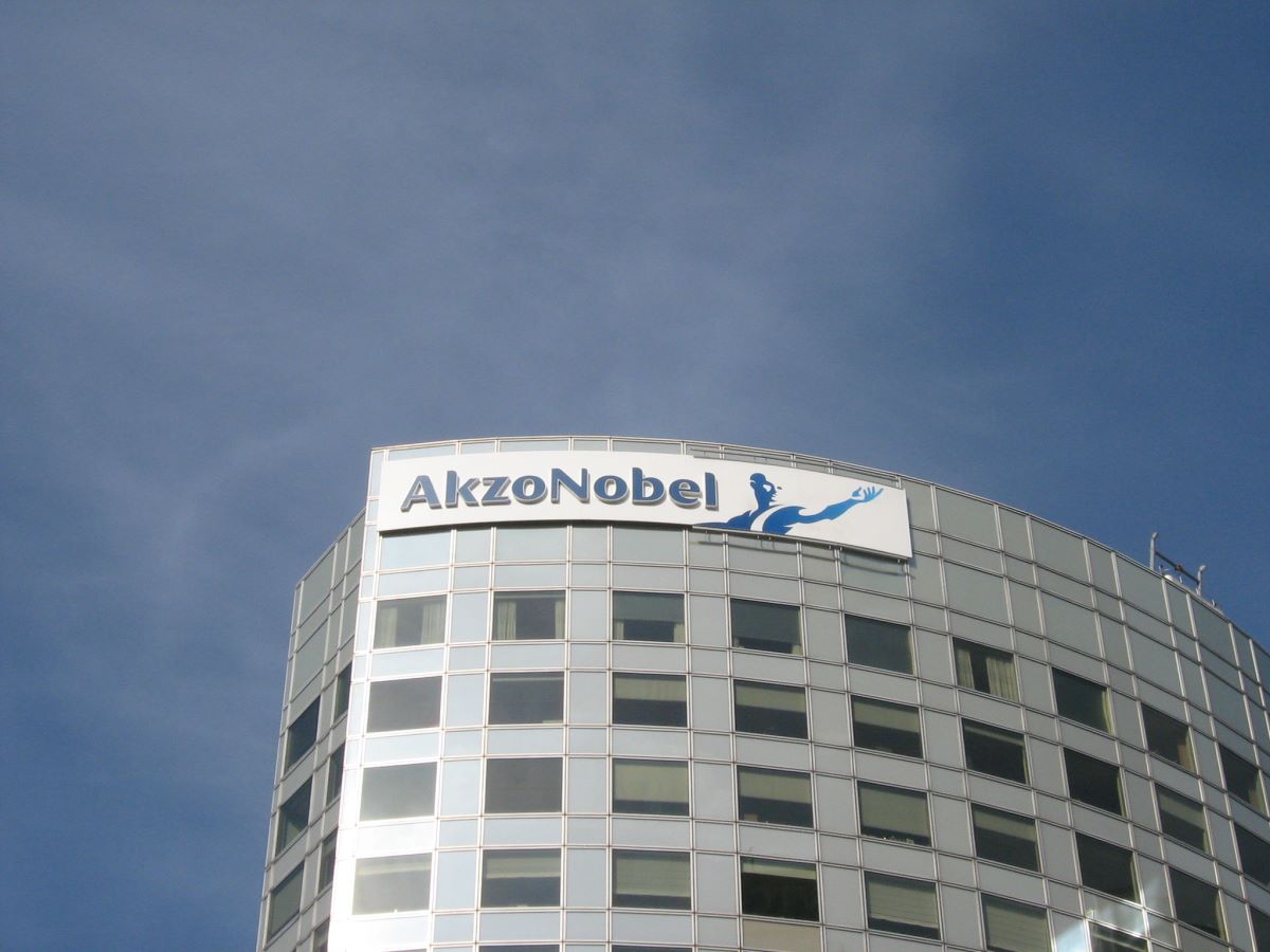 Verffabrikant AkzoNobel gaat fabrieken sluiten in Europa